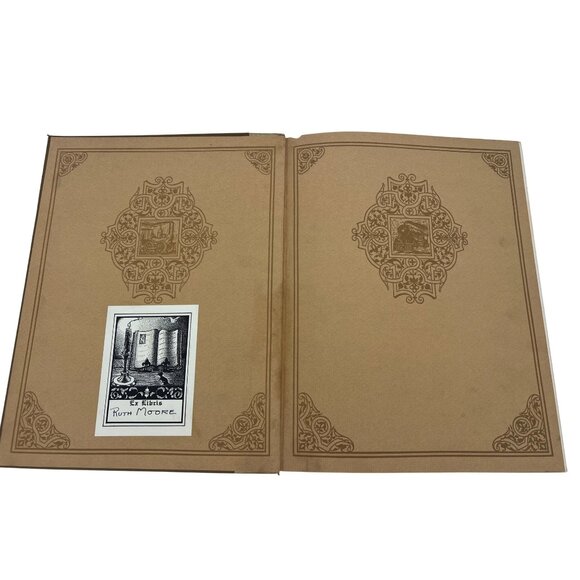 1925 Development of the Locomotive Central Steel Co. Illustrated Hardcover Book - Picture 2 of 10